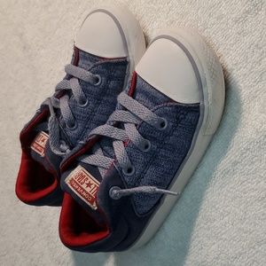 Toddler Size 9; Denim Converse All-Stars; Good condition